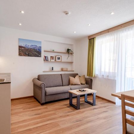 Alpen Gasthof Apartments Hohe Burg Trins Exterior foto